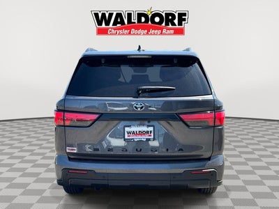 2024 Toyota Sequoia SR5