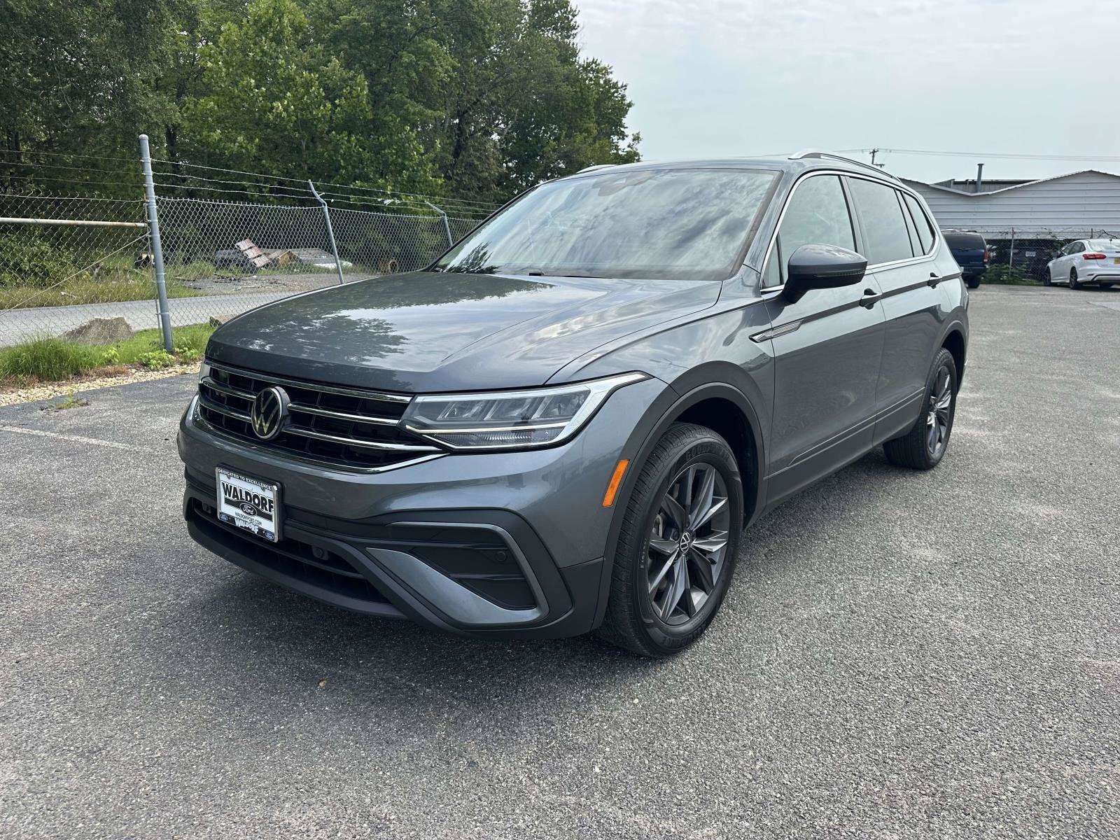 2022 Volkswagen Tiguan SE