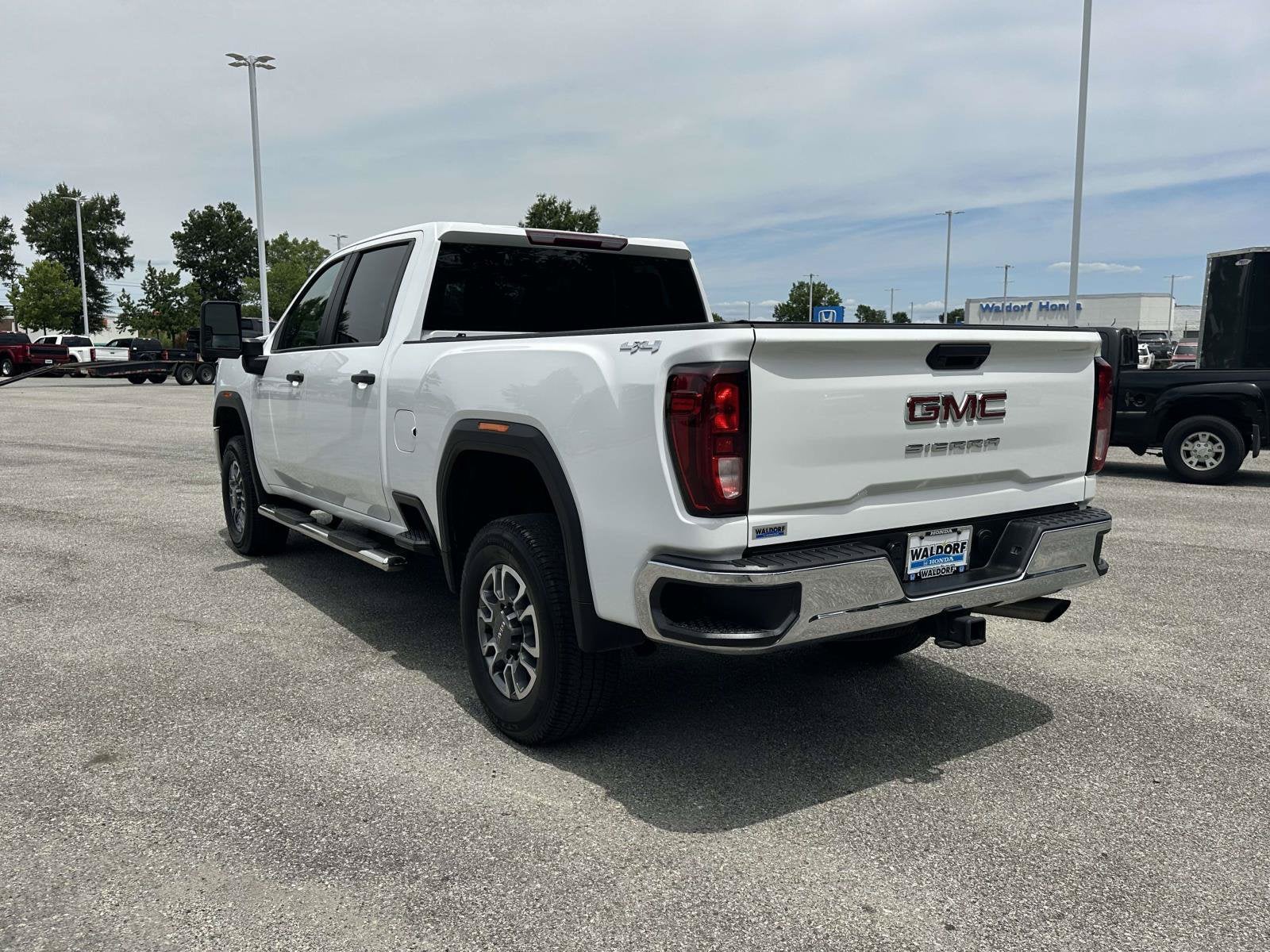 2023 GMC Sierra 3500HD Pro