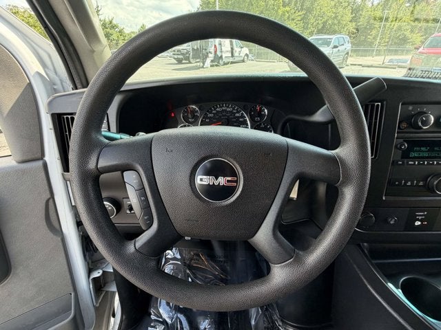 2021 GMC Savana Cargo Van RWD 2500 135"