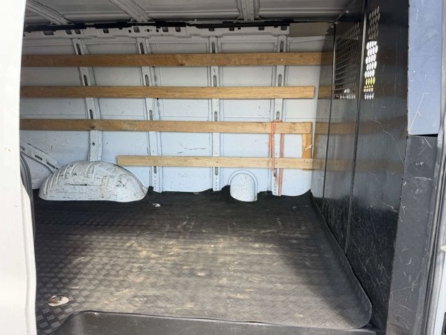 2021 GMC Savana Cargo Van RWD 2500 135"