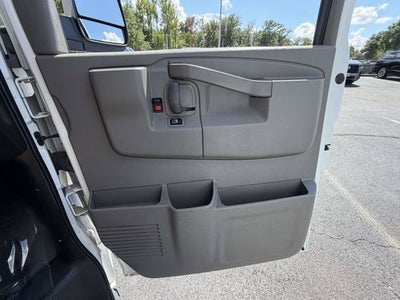 2021 GMC Savana Cargo Van RWD 2500 135"