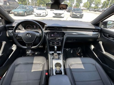 2021 Volkswagen Passat 2.0T R-Line