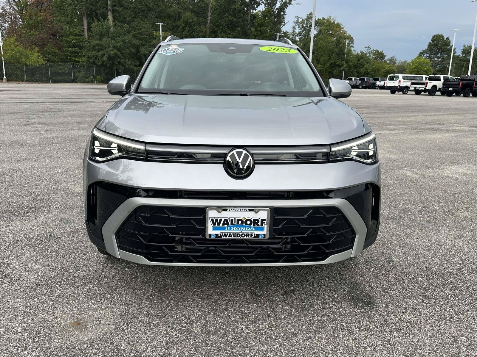 2025 Volkswagen Taos SEL
