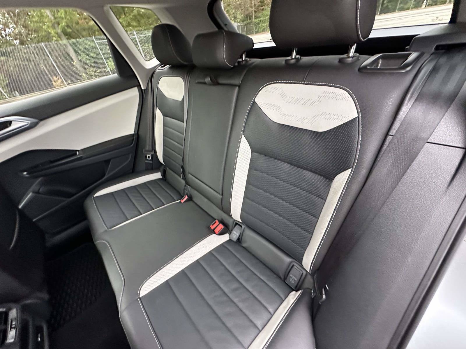 2025 Volkswagen Taos SEL