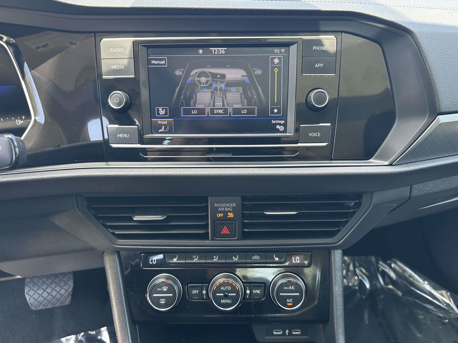 2024 Volkswagen Jetta SE