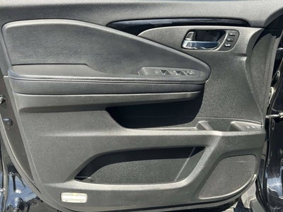 2020 Honda Pilot Touring 8-Passenger