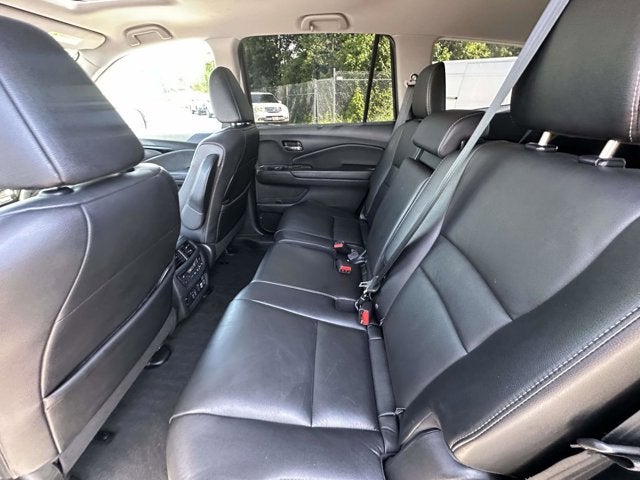 2020 Honda Pilot Touring 8-Passenger