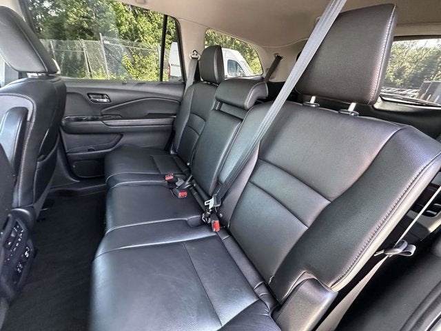 2020 Honda Pilot Touring 8-Passenger