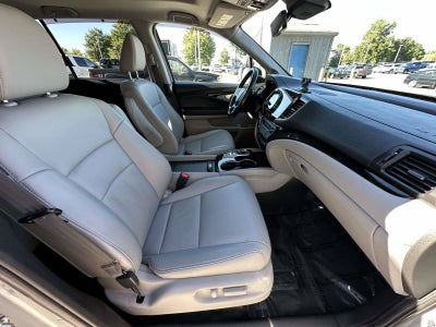 2020 Honda Pilot Touring 8-Passenger