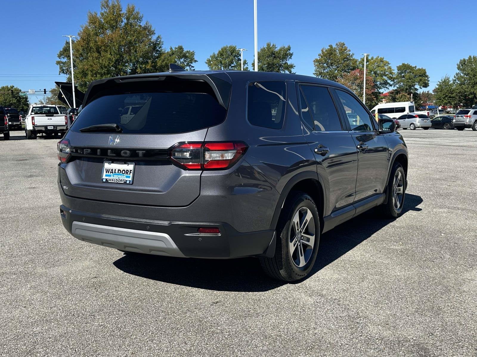 2024 Honda Pilot EX-L 8 Passenger