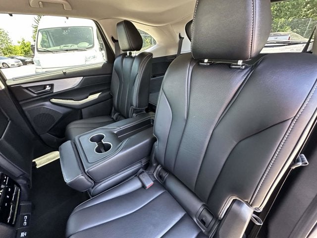 2023 Acura MDX w/Technology Package