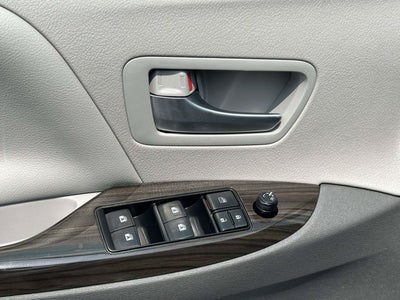 2017 Toyota Sienna Base