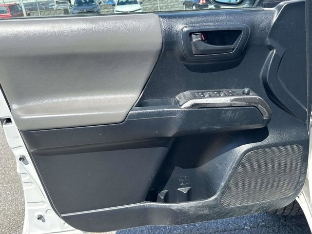2016 Toyota Tacoma SR5