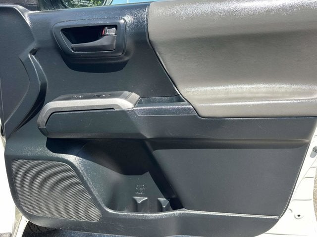 2016 Toyota Tacoma SR5