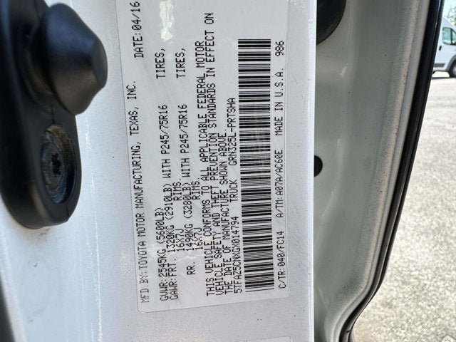 2016 Toyota Tacoma SR5