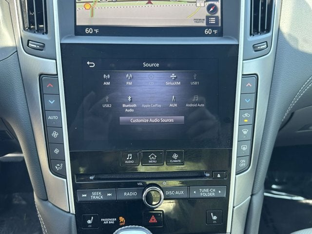 2022 INFINITI Q60 LUXE