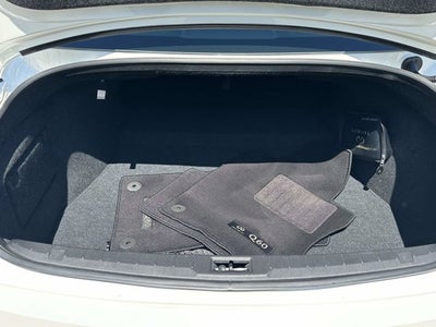 2022 INFINITI Q60 LUXE