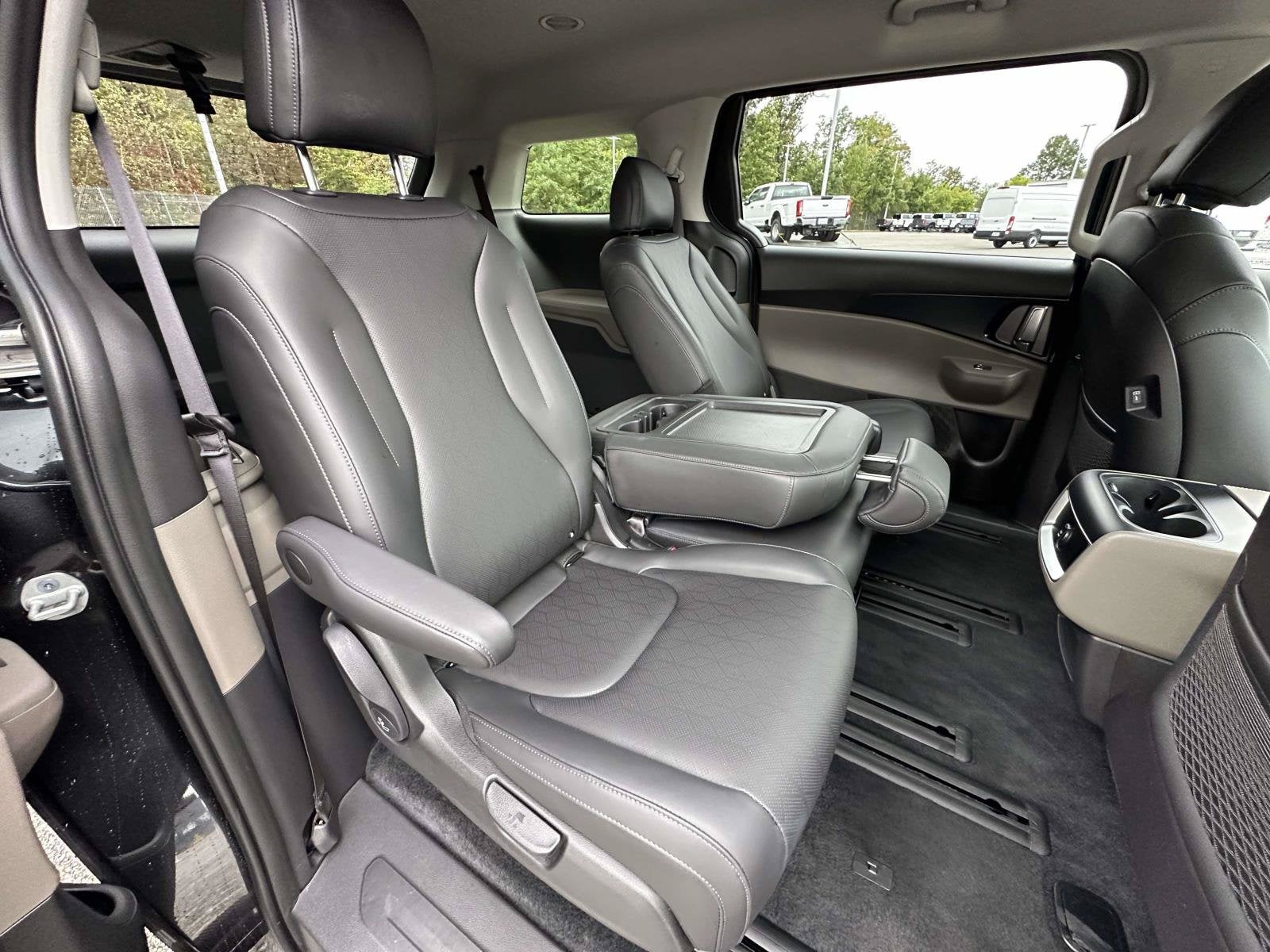 2026 Kia Carnival Hybrid LXS
