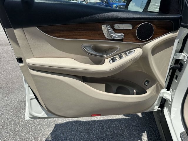 2021 Mercedes-Benz GLC GLC 300