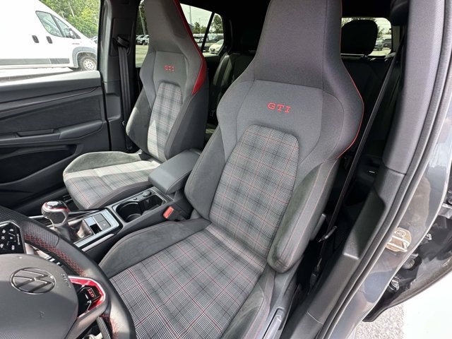 2024 Volkswagen Golf GTI 380 SE