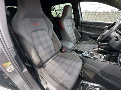 2024 Volkswagen Golf GTI 380 SE
