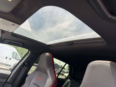 2024 Volkswagen Golf GTI 380 SE