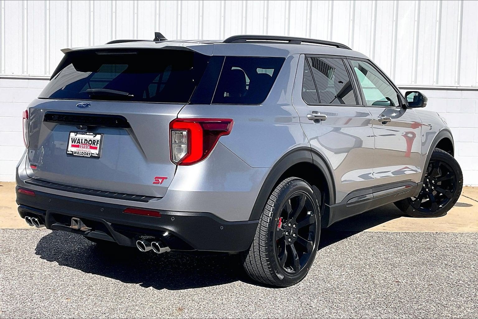2022 Ford Explorer ST