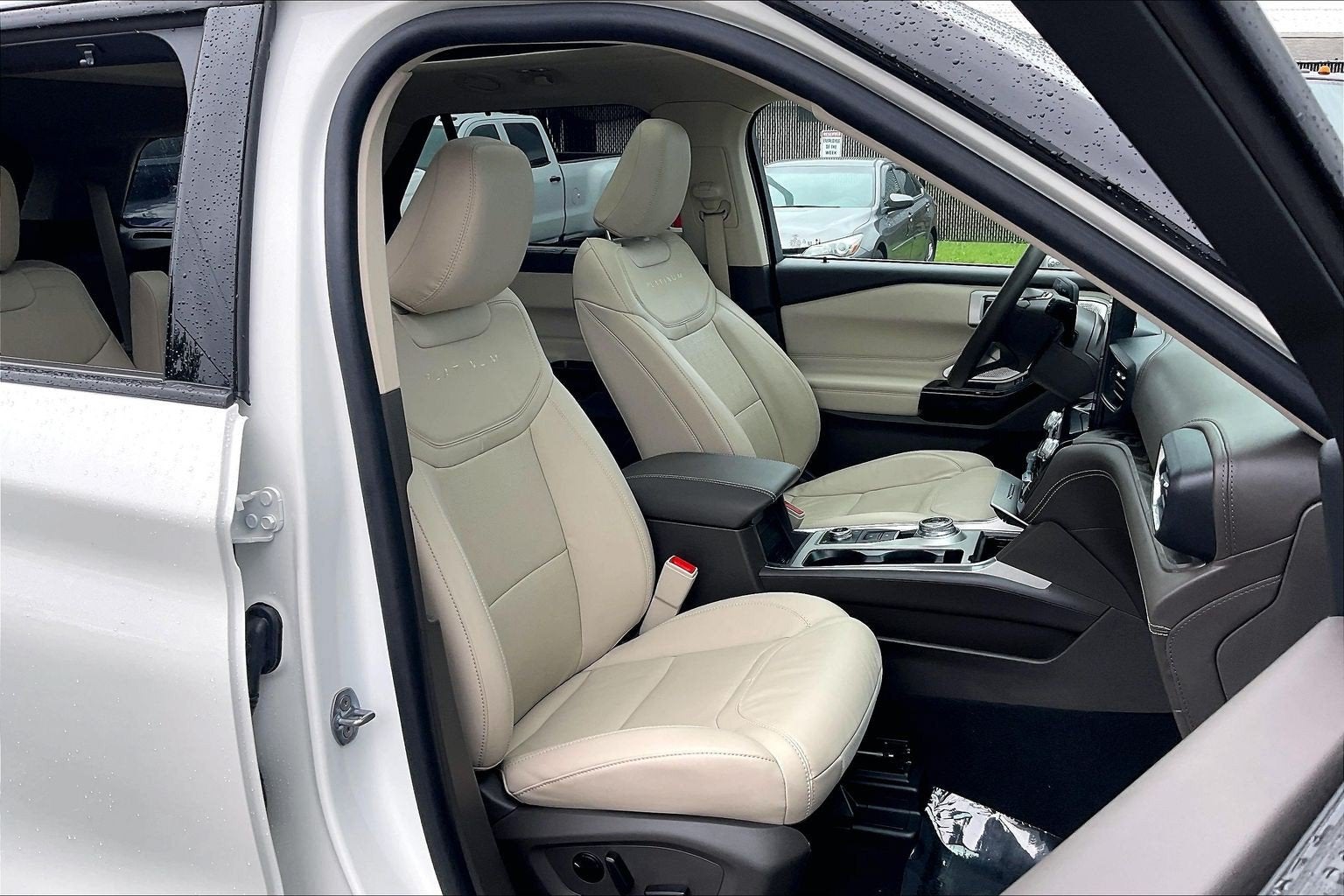 2024 Ford Explorer Platinum