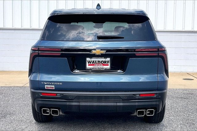 2024 Chevrolet Traverse FWD LS