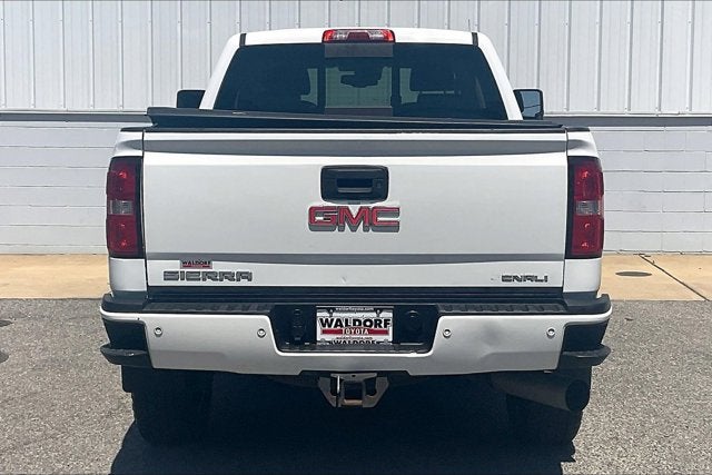 2016 GMC Sierra Denali