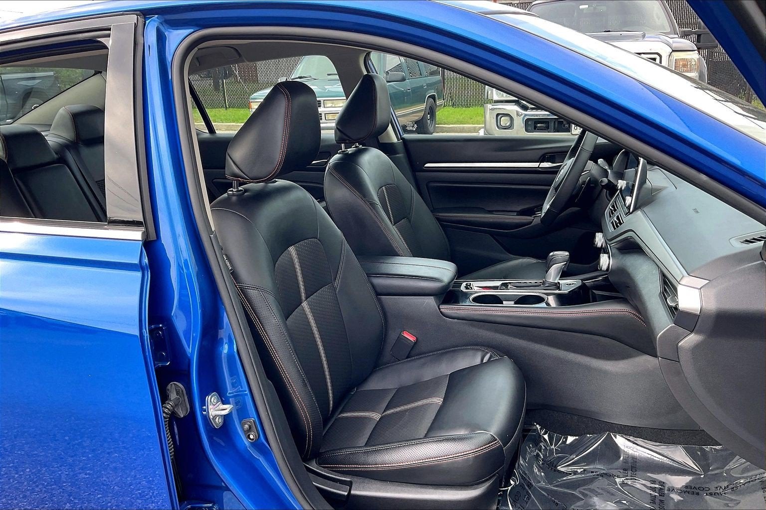 2025 Nissan Altima SR