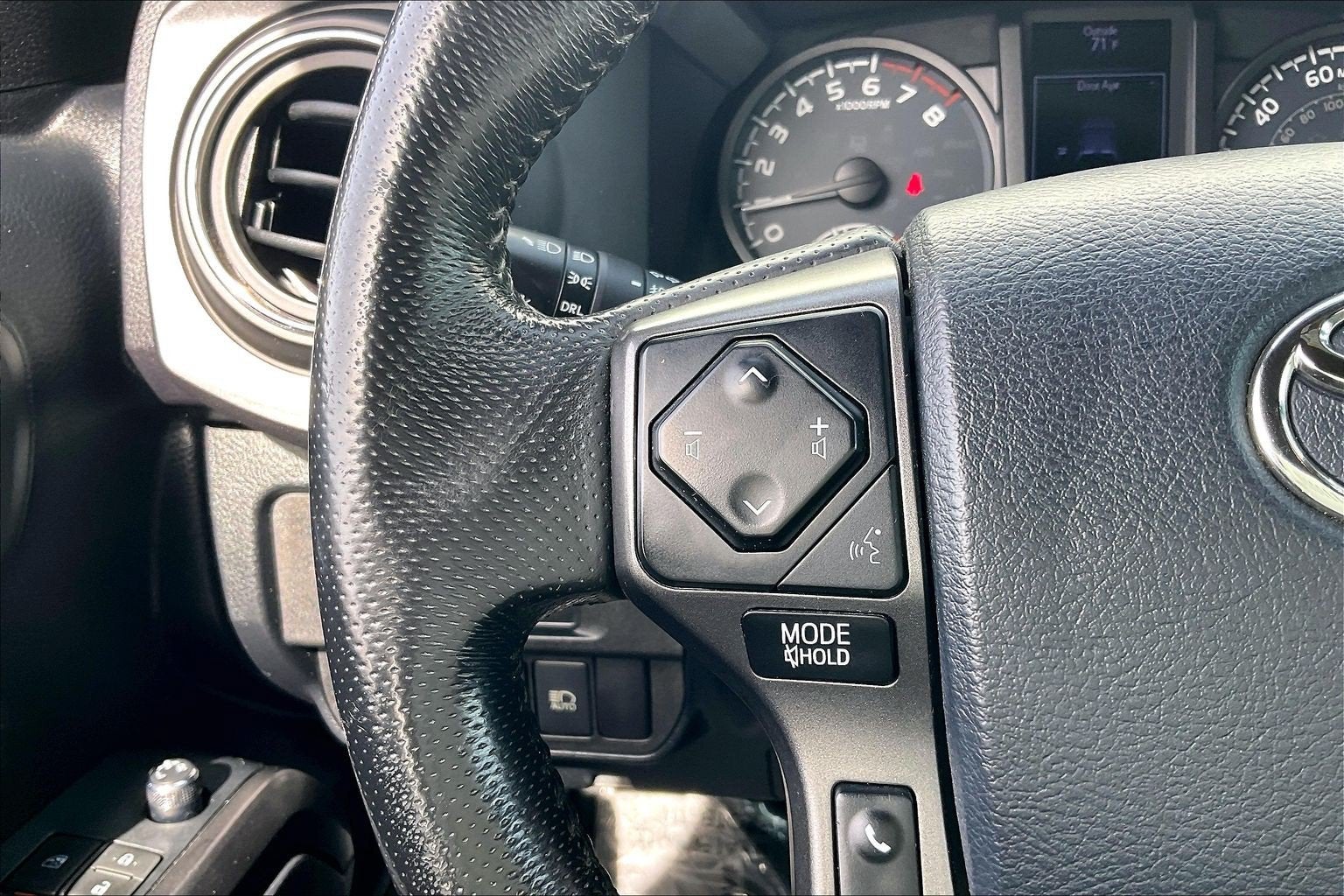 2018 Toyota Tacoma TRD Sport