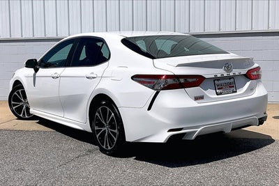 2018 Toyota Camry SE