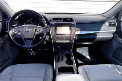2016 Toyota Camry SE