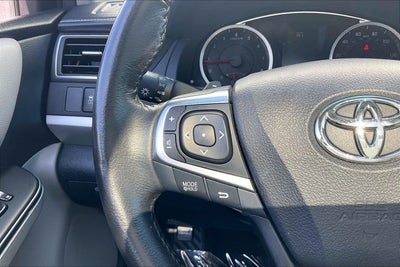 2016 Toyota Camry SE