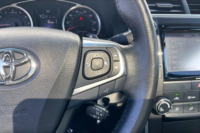 2016 Toyota Camry SE