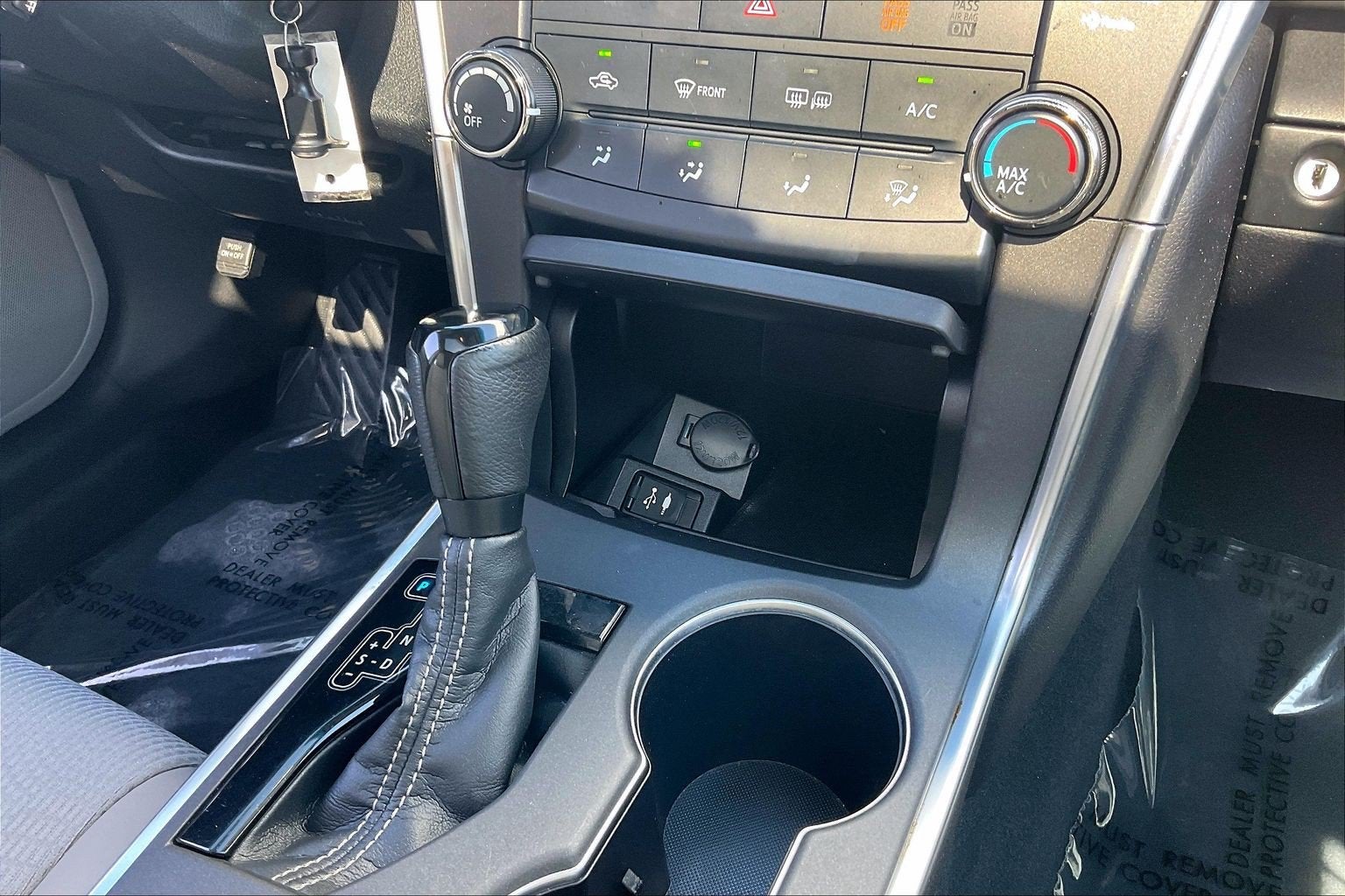 2016 Toyota Camry SE