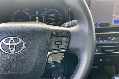 2025 Toyota Camry XLE