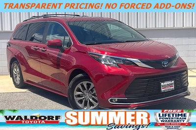 2023 Toyota Sienna XLE