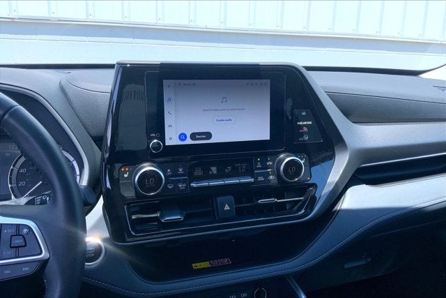 2025 Toyota Highlander XLE