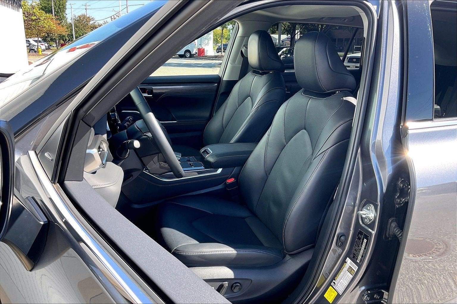 2023 Toyota Highlander Hybrid Hybrid Limited