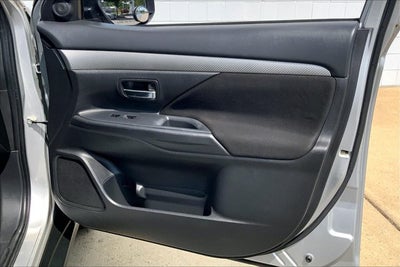 2018 Mitsubishi Outlander SE