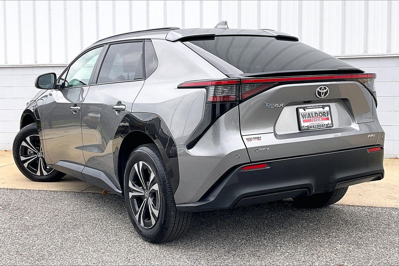 2025 Toyota bZ4X XLE