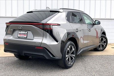 2025 Toyota bZ4X XLE