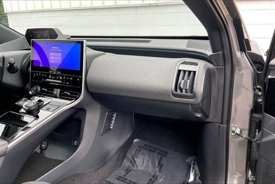 2025 Toyota bZ4X XLE