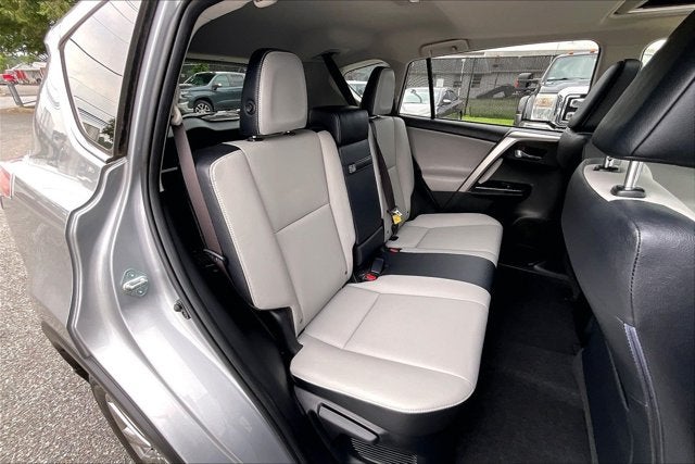 2017 Toyota RAV4 Hybrid Limited