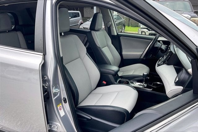 2017 Toyota RAV4 Hybrid Limited