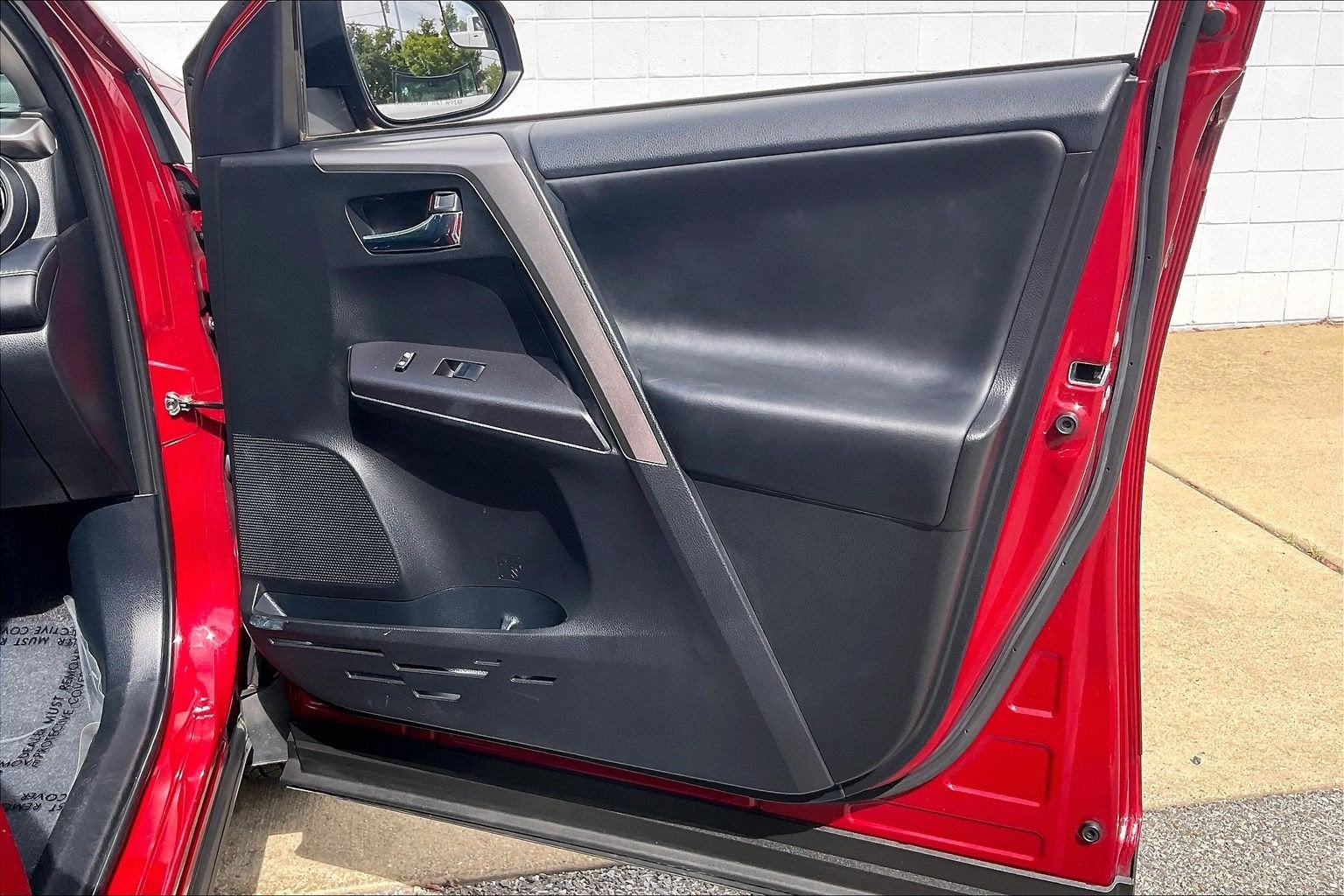 2018 Toyota RAV4 Hybrid Hybrid XLE