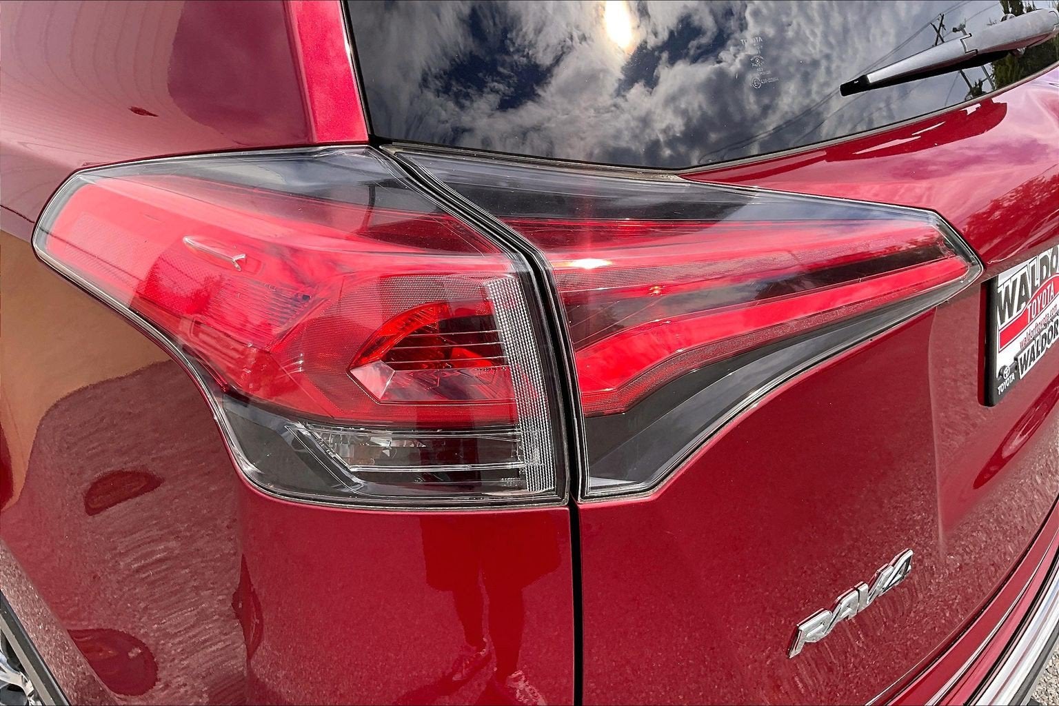 2018 Toyota RAV4 Hybrid Hybrid XLE